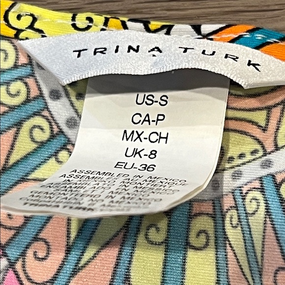 Trina Turk Vibrant Multicolor Tunic Swim Cover-up Boho, Vacation, Beach, Resort - Picture 4 of 10